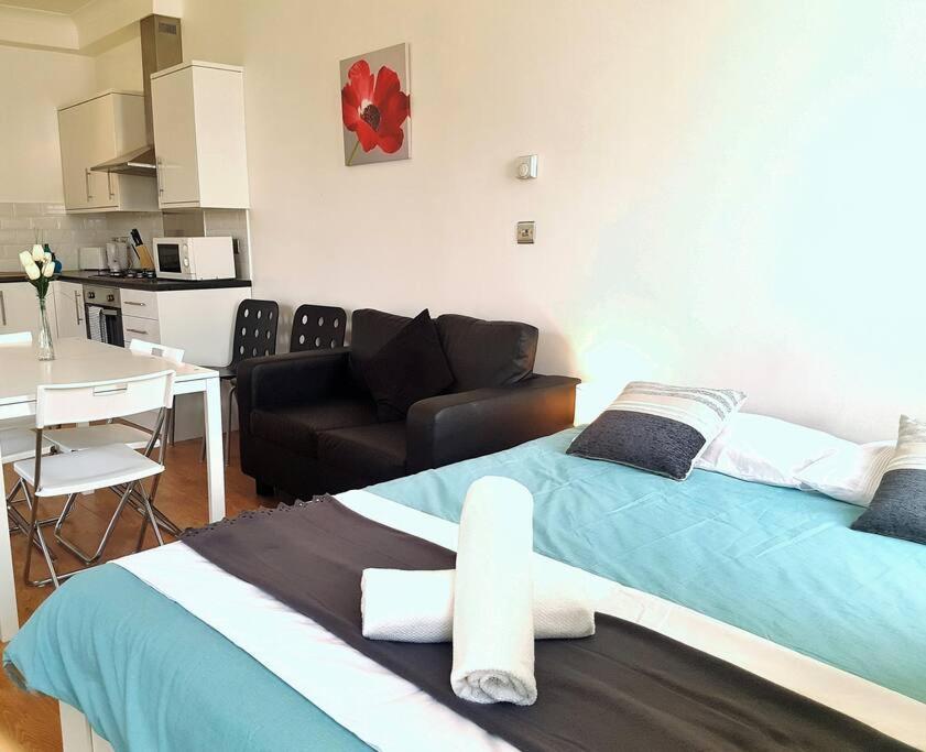 Excellent Studio Flat In Londres Exterior foto